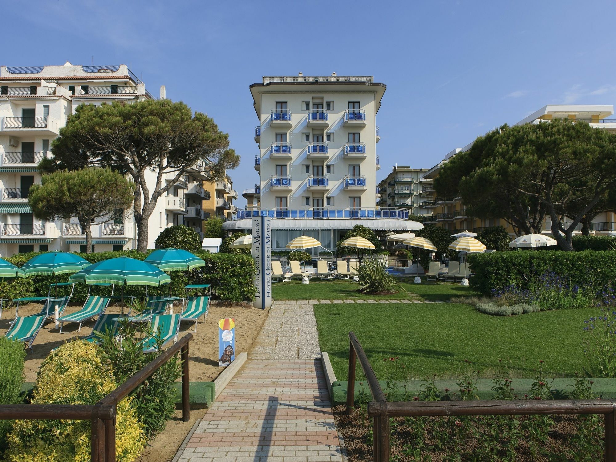 Hotel Croce Di Malta Lido di Jesolo Exterior photo